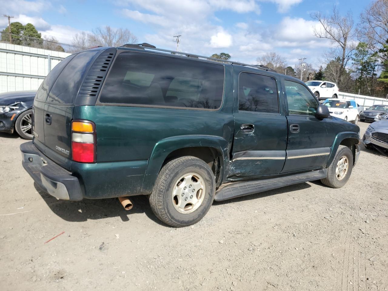 2004 CHEVROLET Suburban