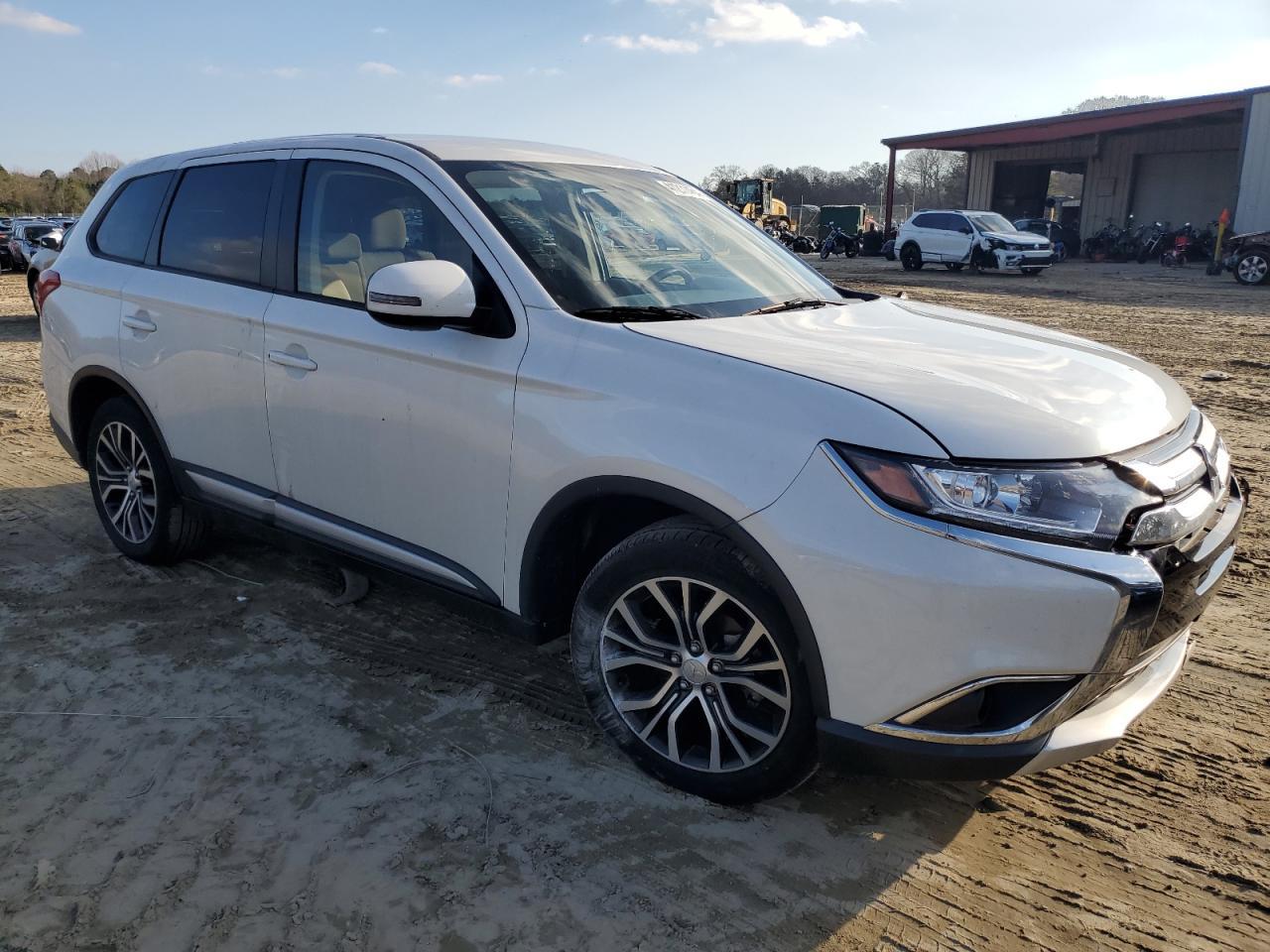 2018 MITSUBISHI outlander