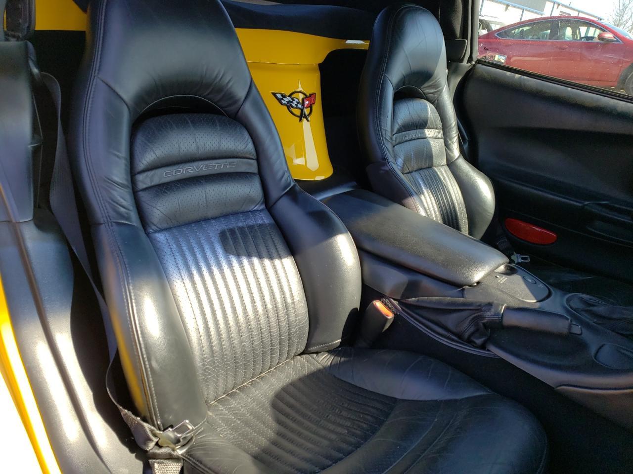 2001 CHEVROLET CORVETTE