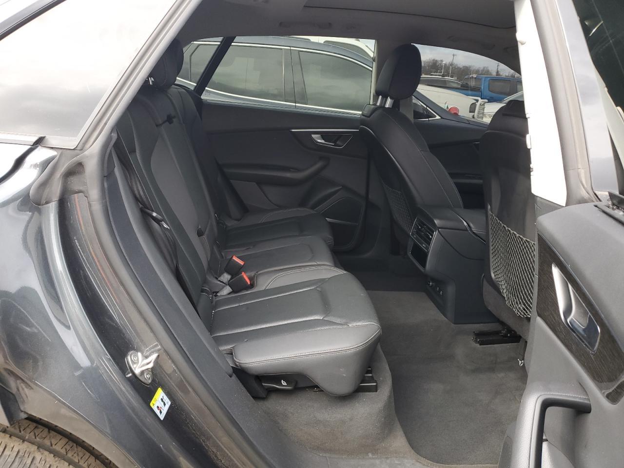 2021 AUDI Q8