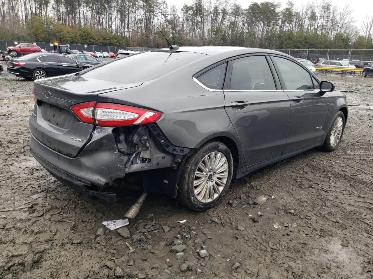2016 FORD FUSION