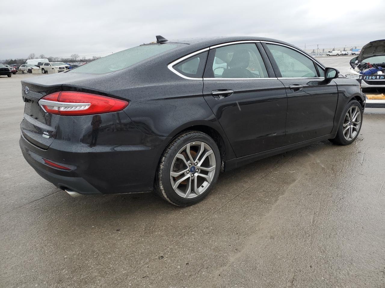 2019 FORD FUSION