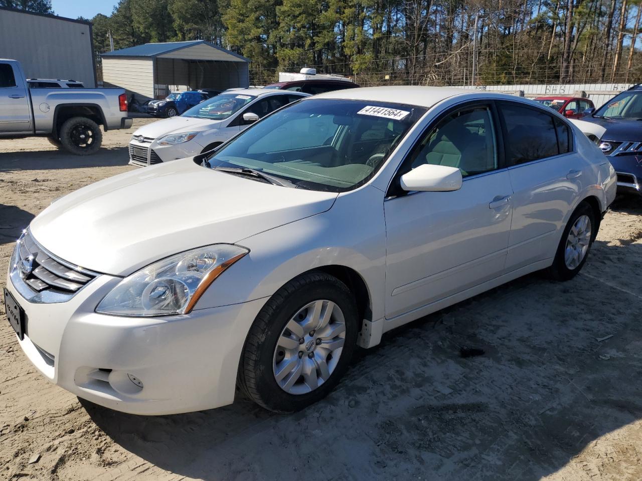 2010 NISSAN ALTIMA