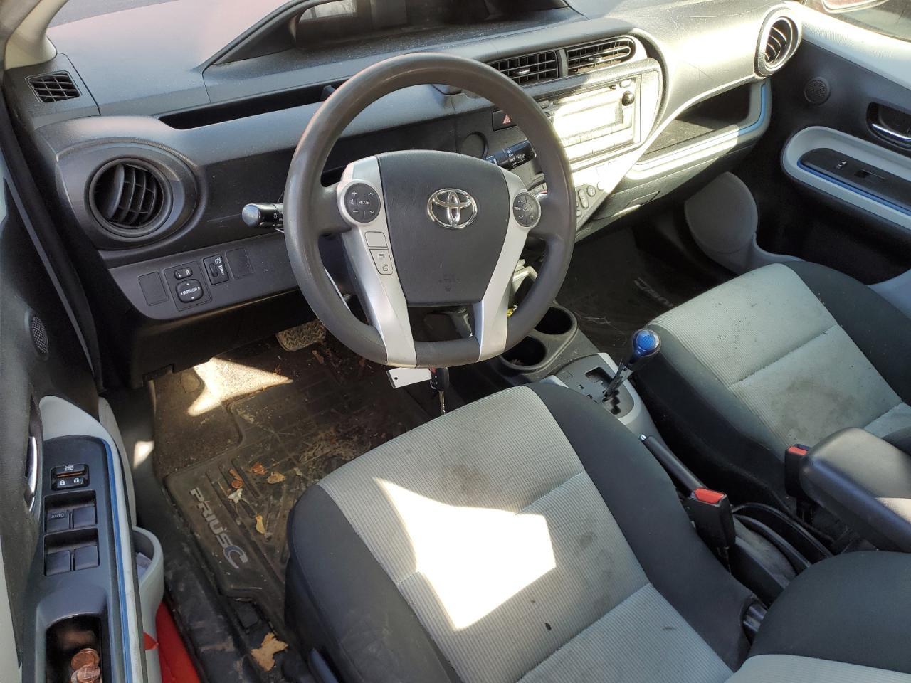 2013 TOYOTA PRIUS