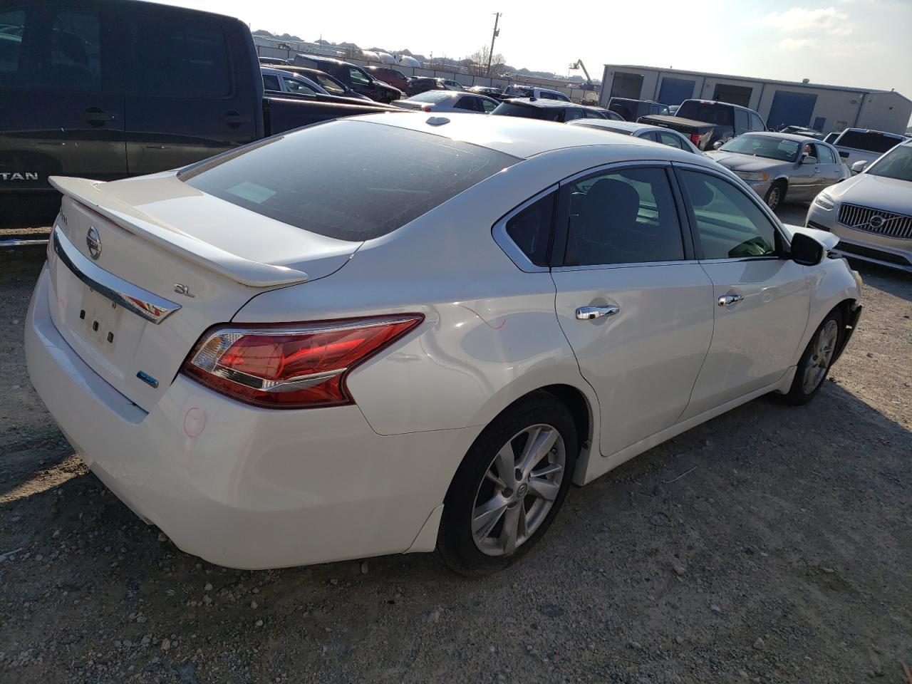 2013 NISSAN ALTIMA
