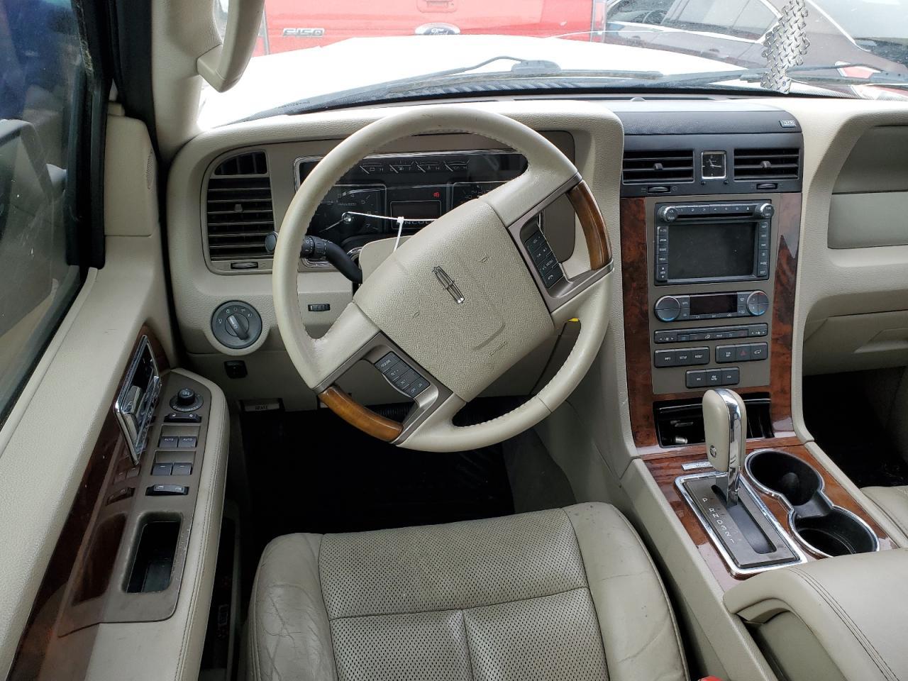 2012 LINCOLN Navigator