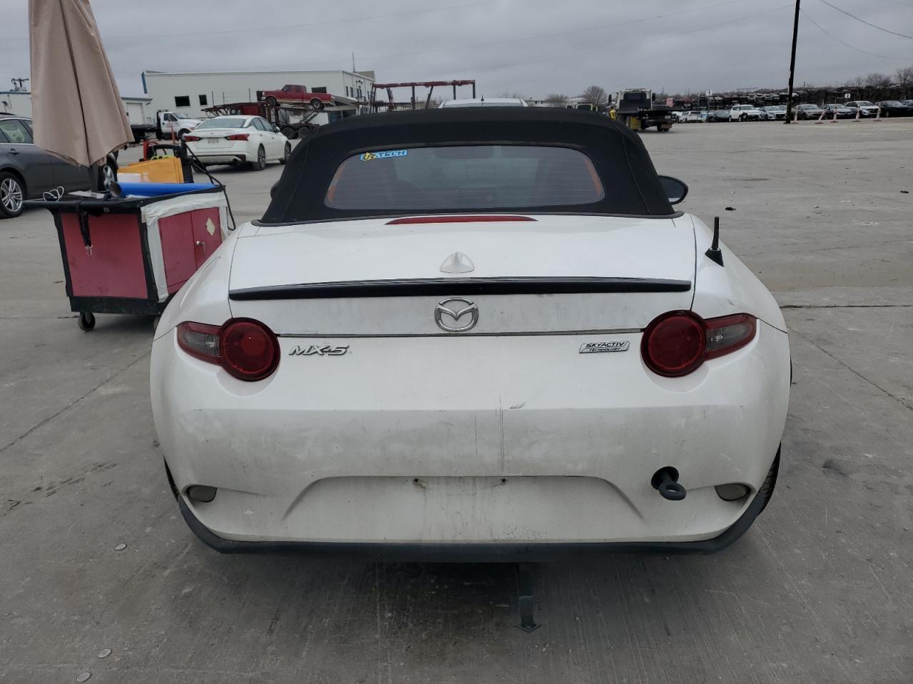 2016 MAZDA MX-5 Miata