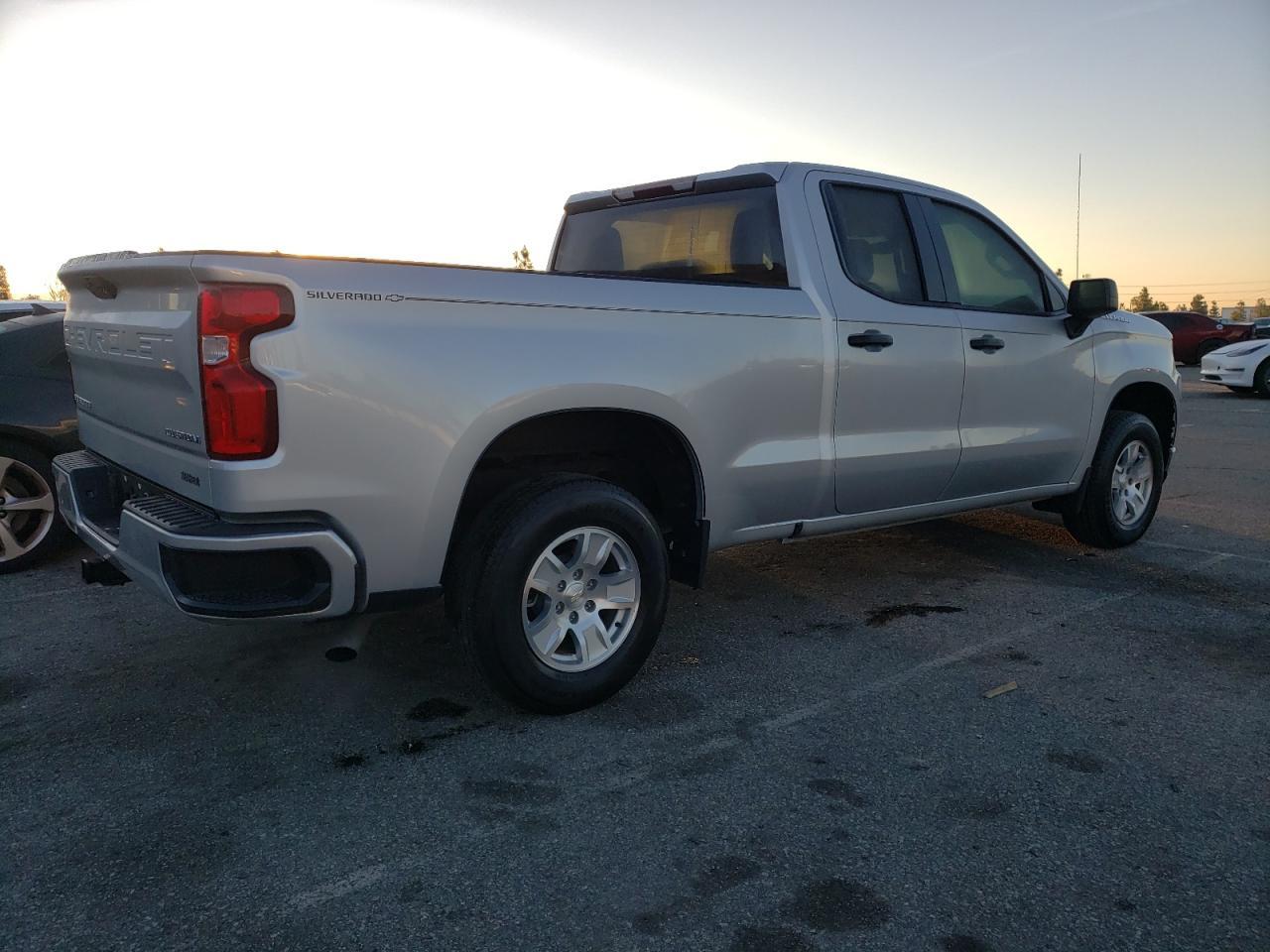 2021 CHEVROLET Silverado