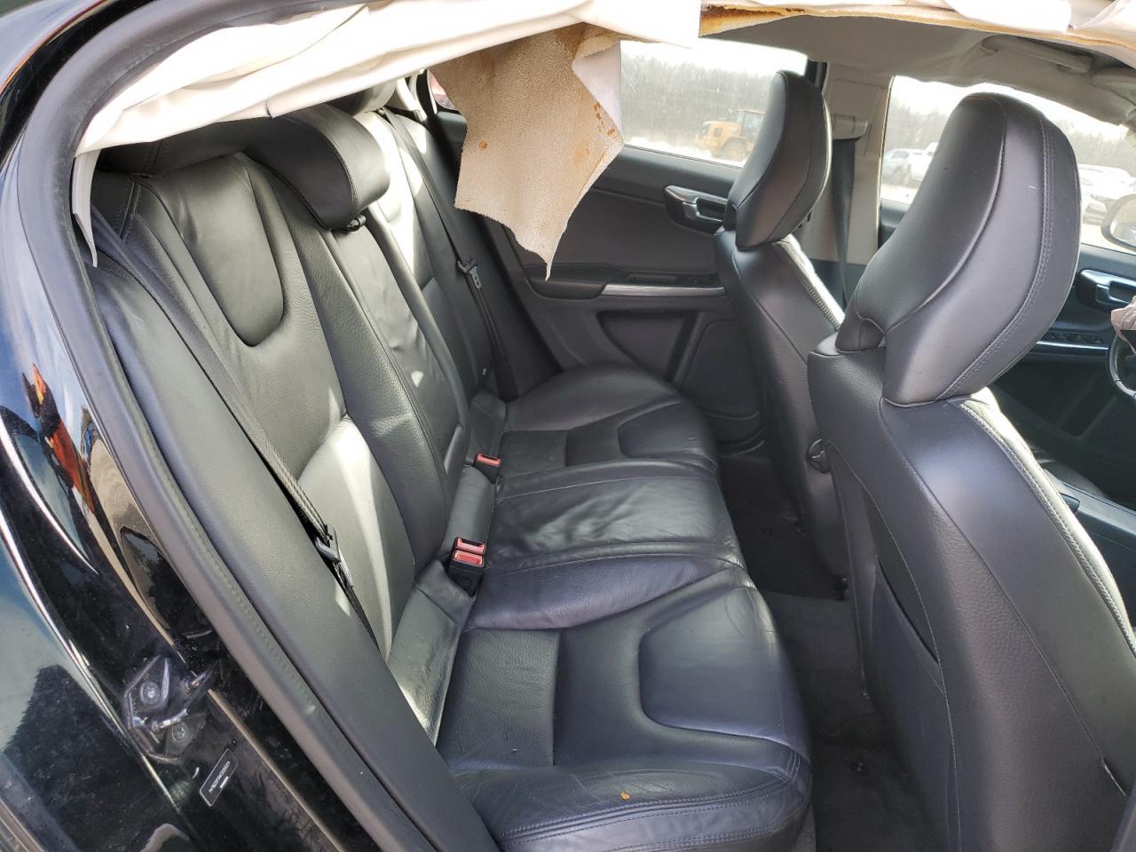 2012 VOLVO S60