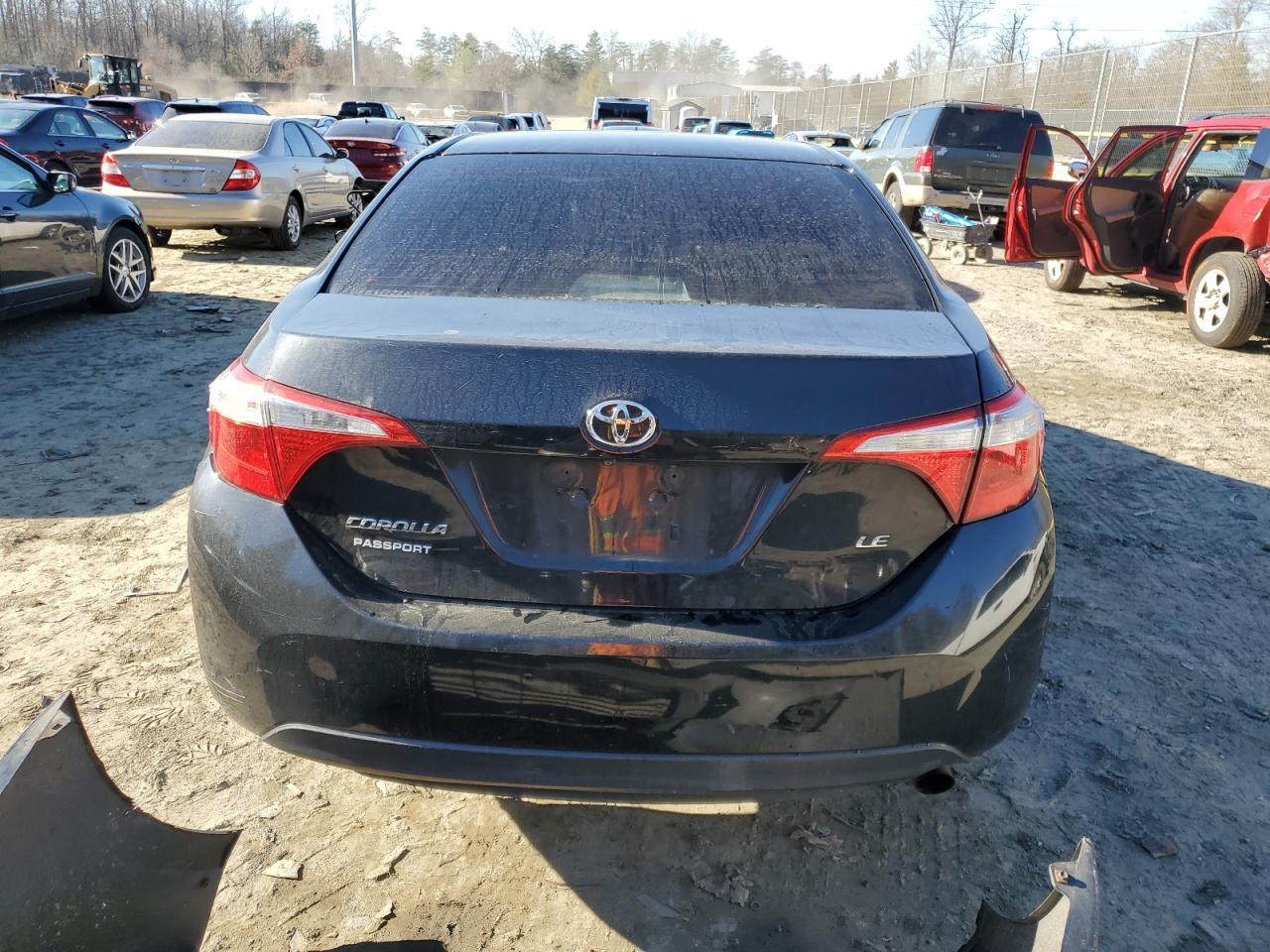 2015 TOYOTA COROLLA