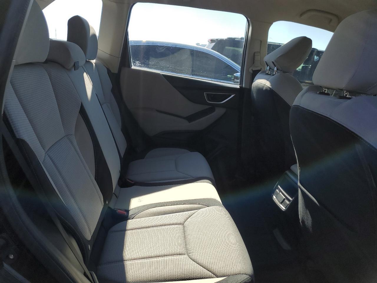 2019 SUBARU FORESTER