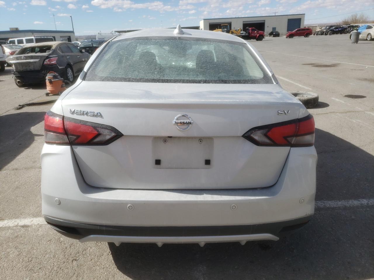 2021 NISSAN VERSA