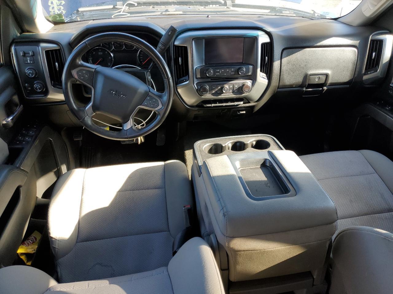 2018 CHEVROLET Silverado