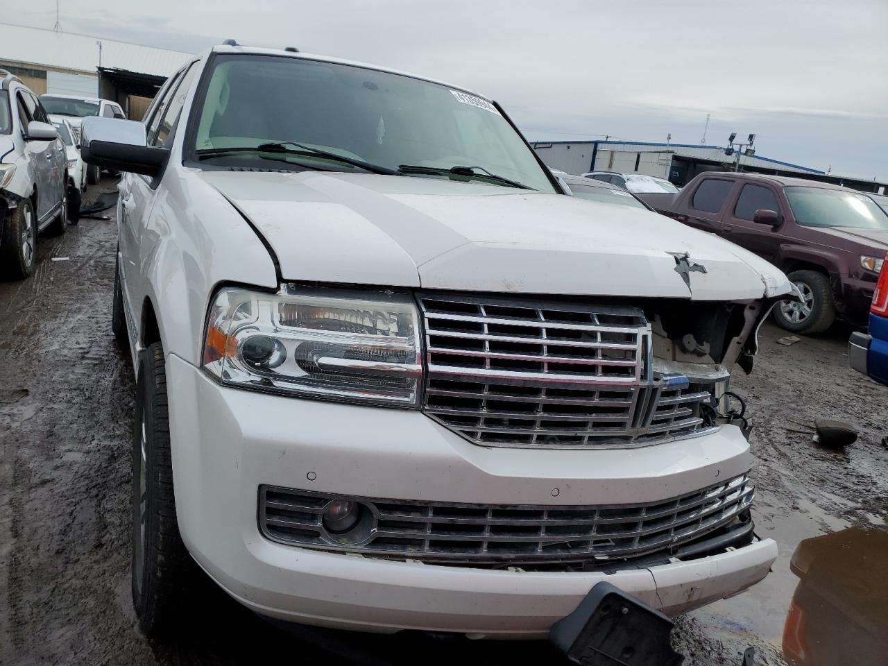 2012 LINCOLN Navigator