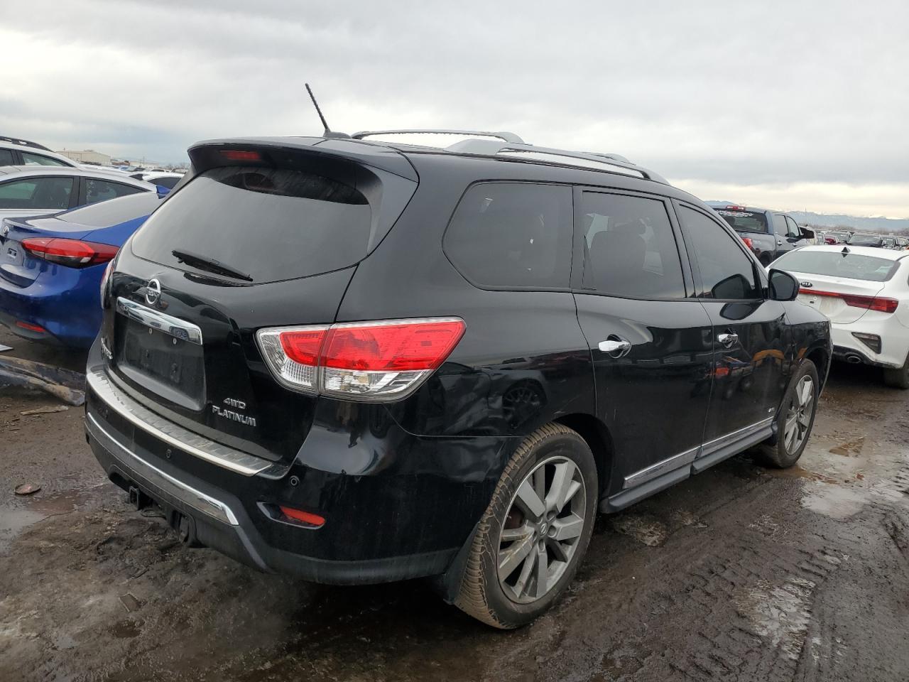 2013 NISSAN PATHFINDER