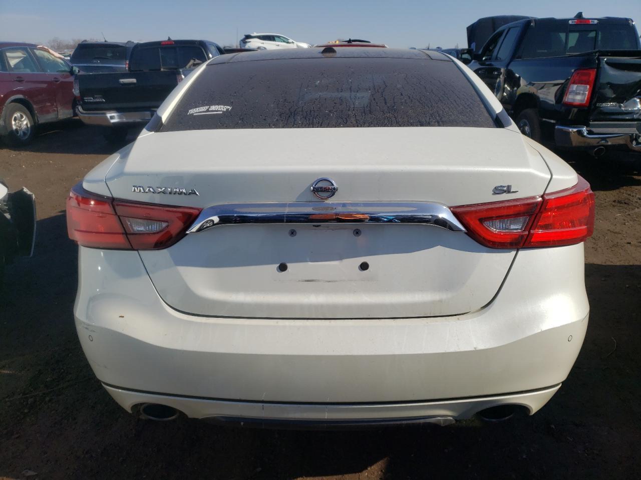 2017 NISSAN Maxima