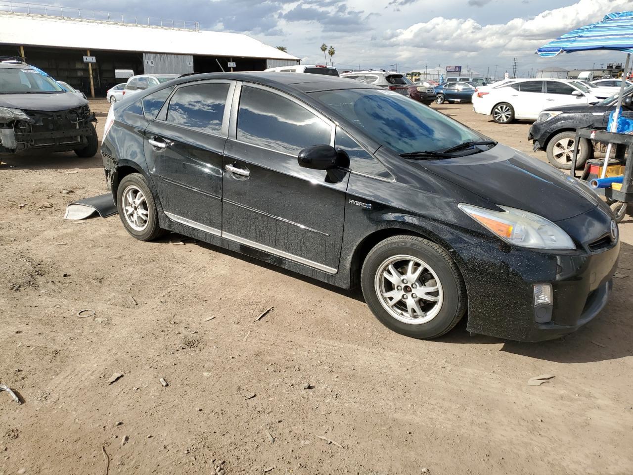 2011 TOYOTA PRIUS