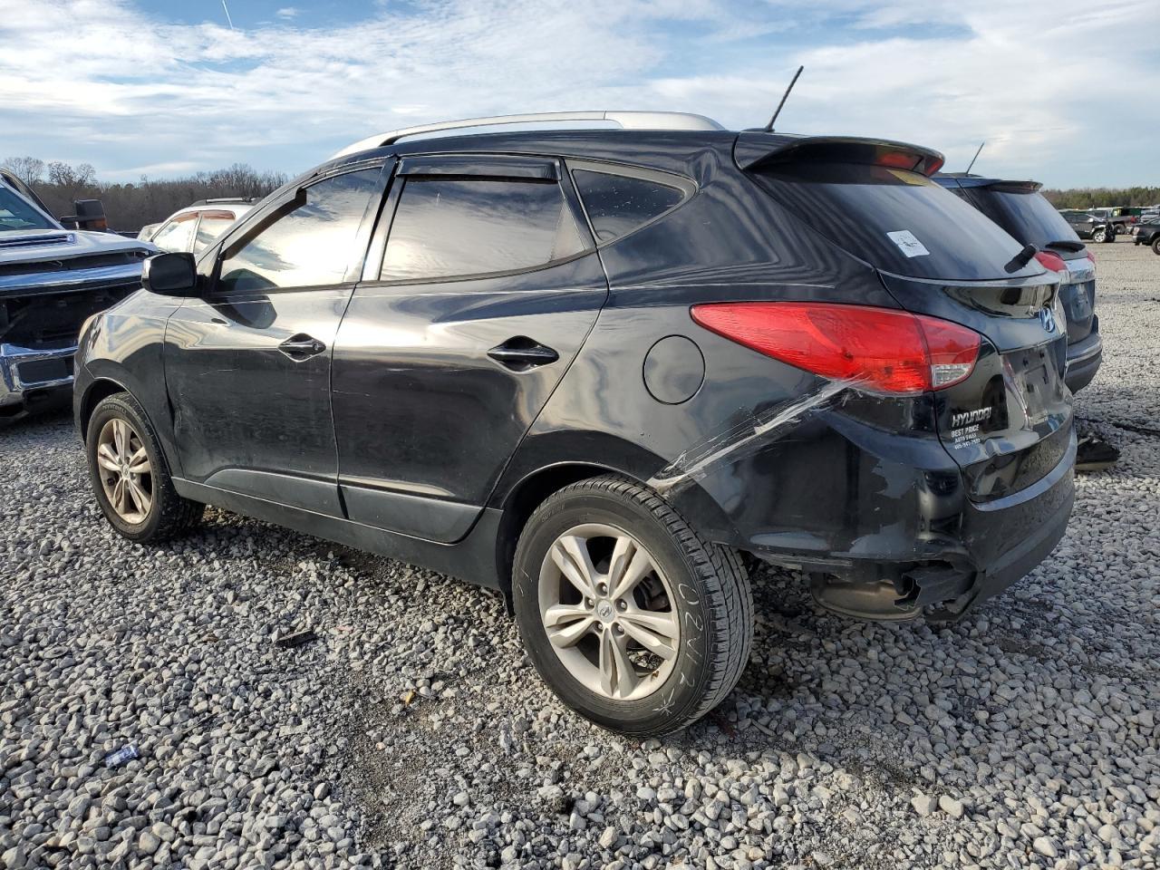 2011 HYUNDAI TUCSON