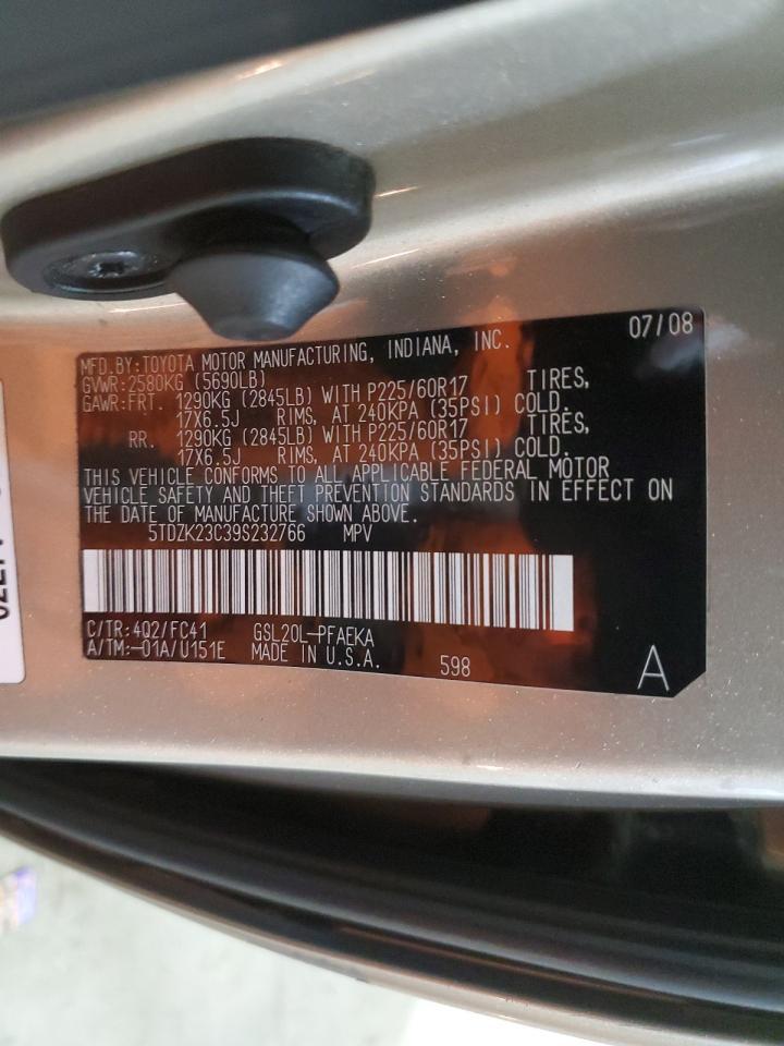 2009 TOYOTA SIENNA