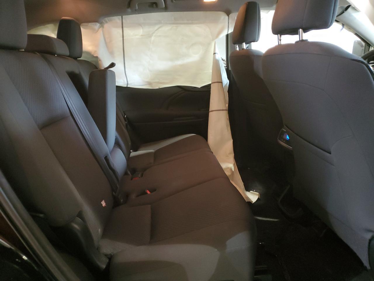 2016 TOYOTA HIGHLANDER