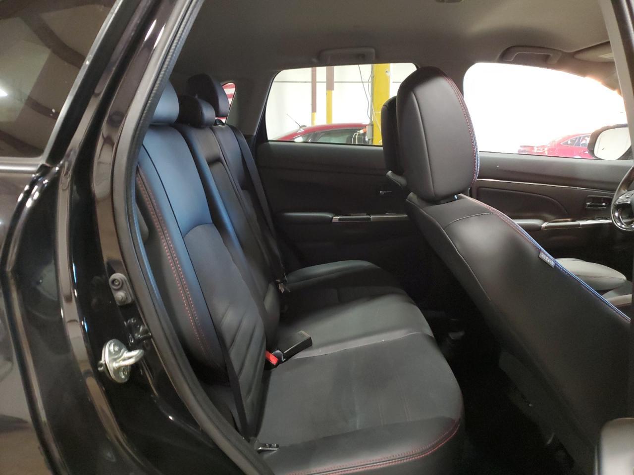 2022 MITSUBISHI outlander