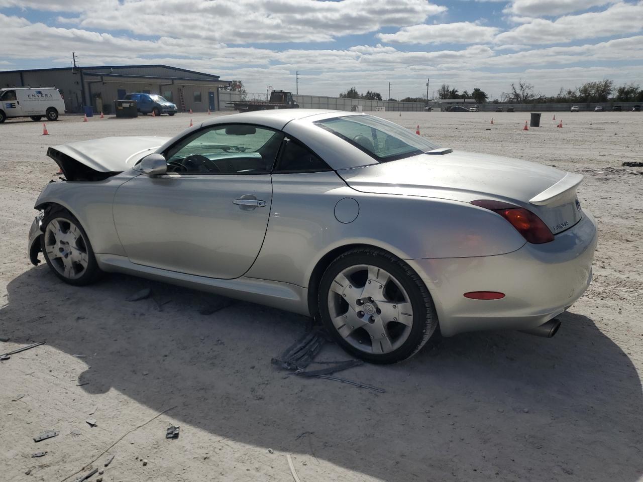 2002 LEXUS SC 430