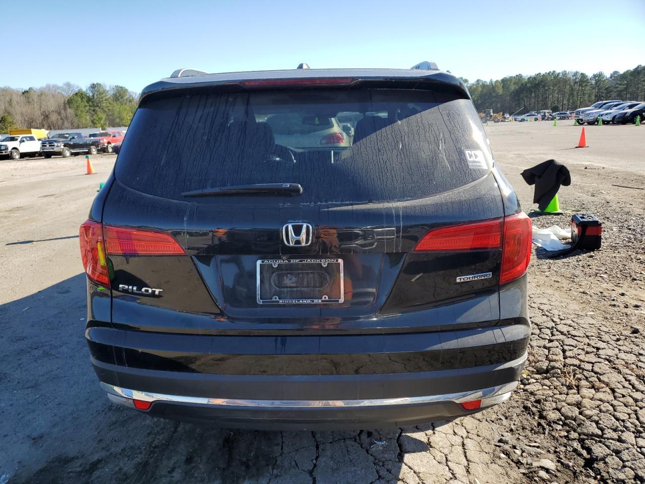 2017 HONDA PILOT