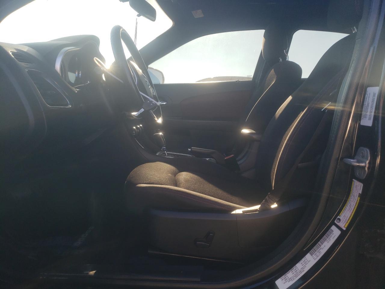 2011 DODGE Avenger