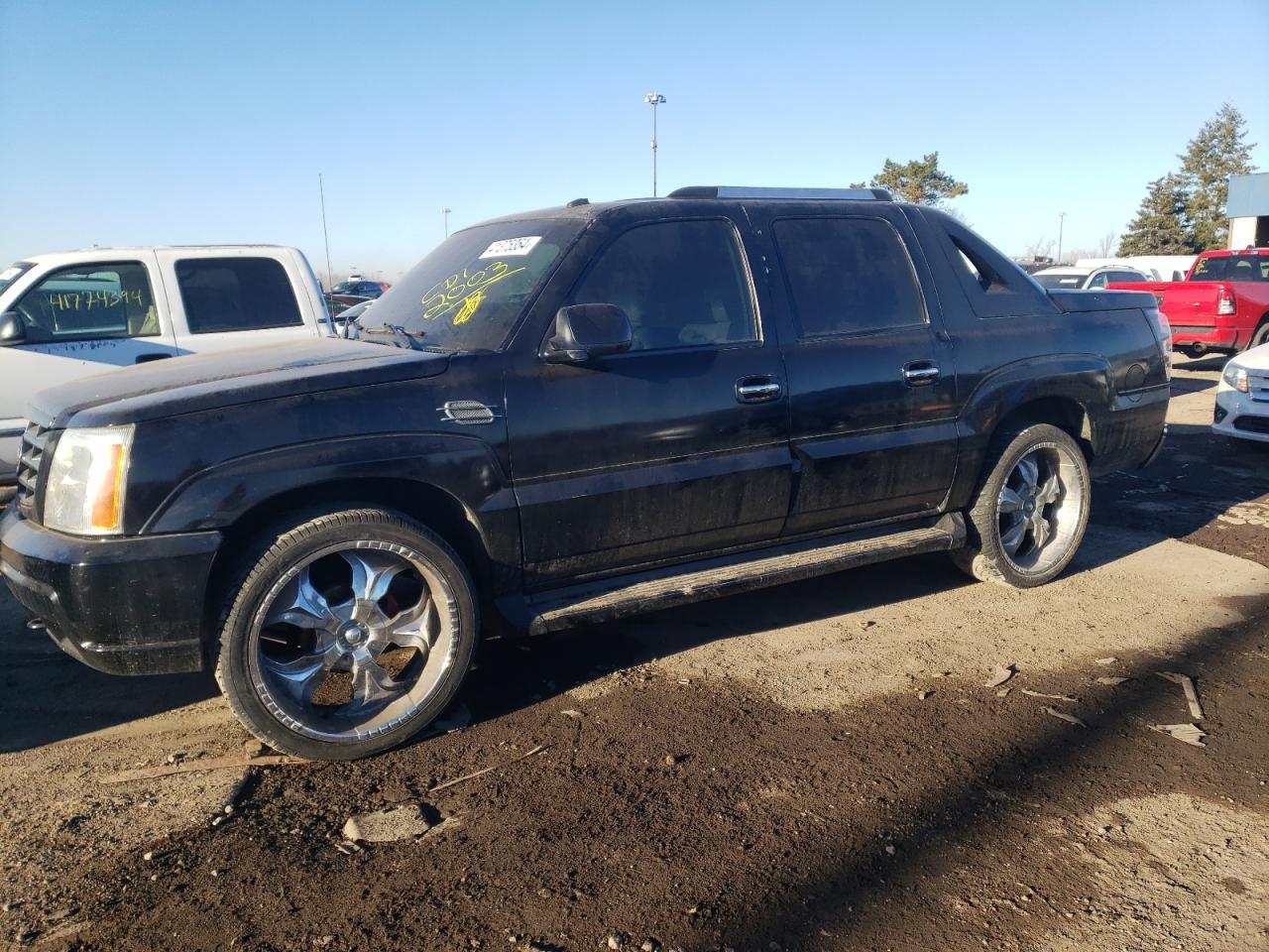 2003 CADILLAC ESCALADE