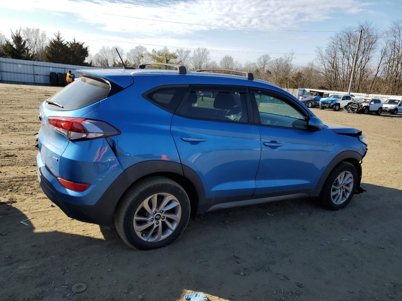 2016 HYUNDAI TUCSON