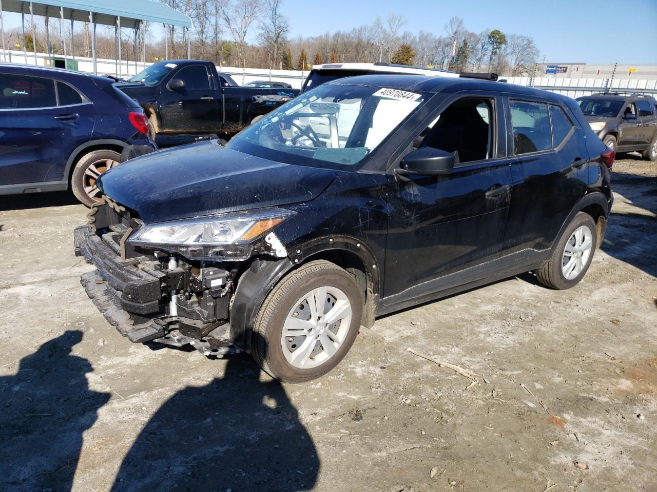 2022 NISSAN KICKS