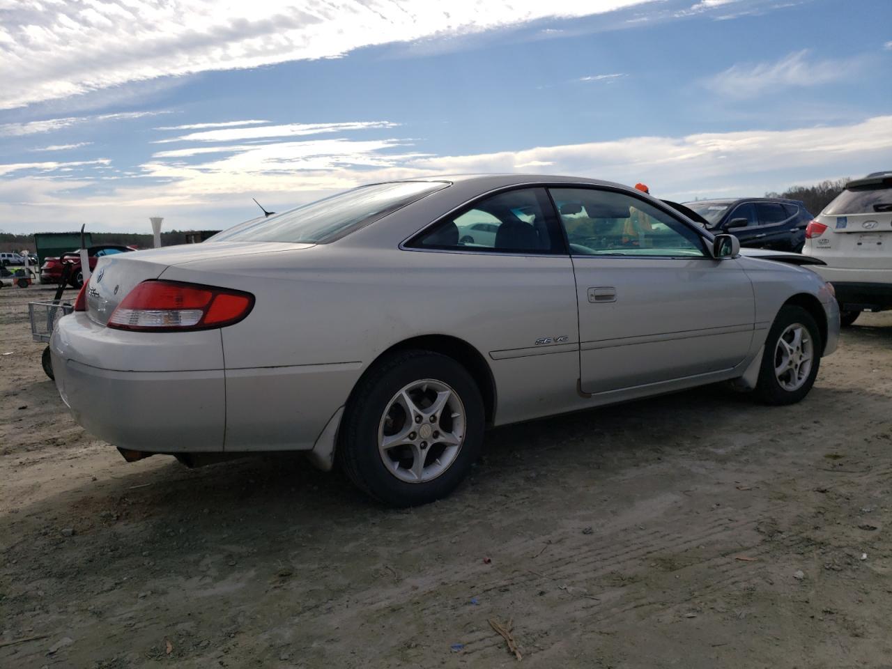 2000 TOYOTA CAMRY