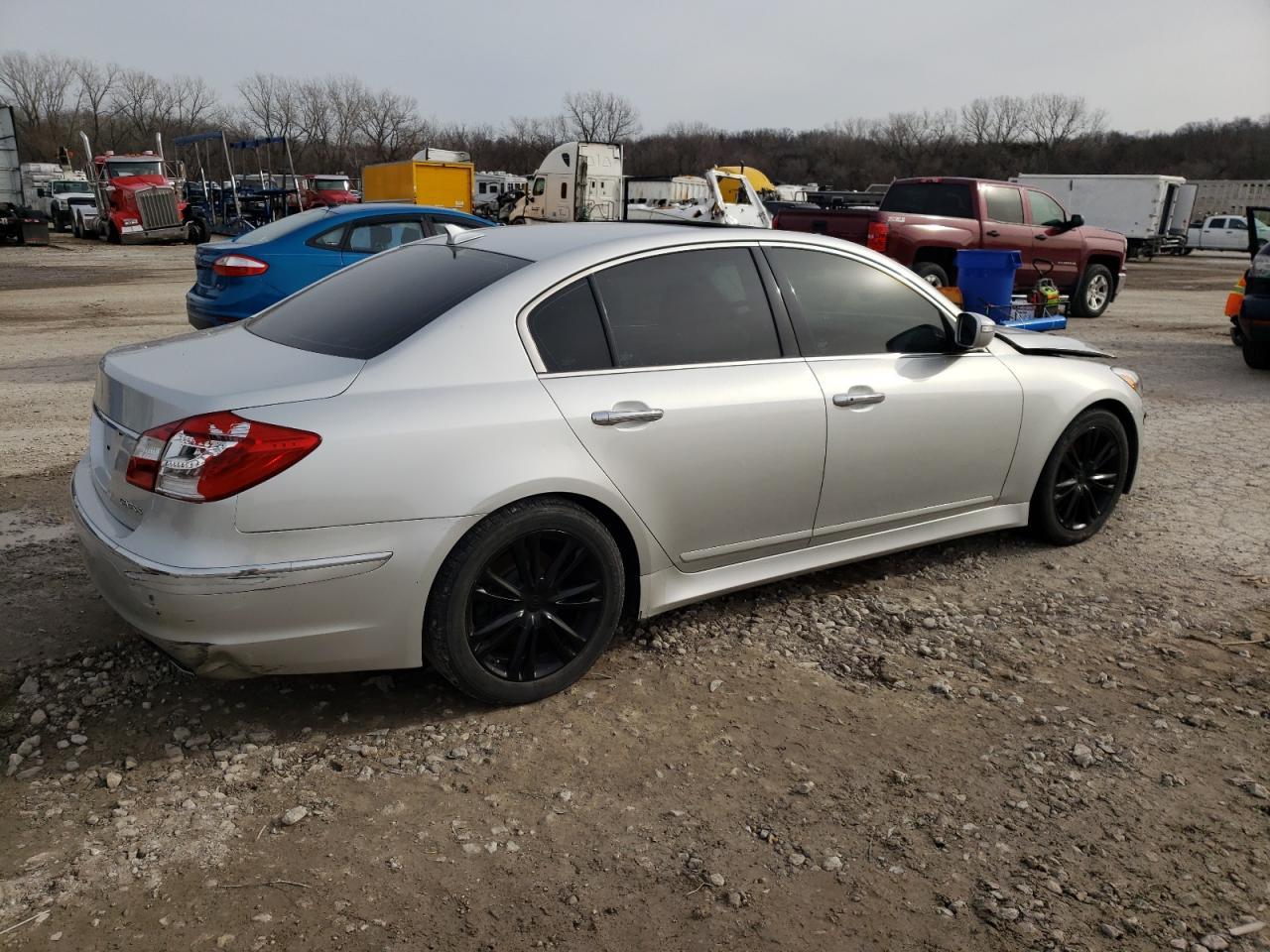 2012 HYUNDAI GENESIS
