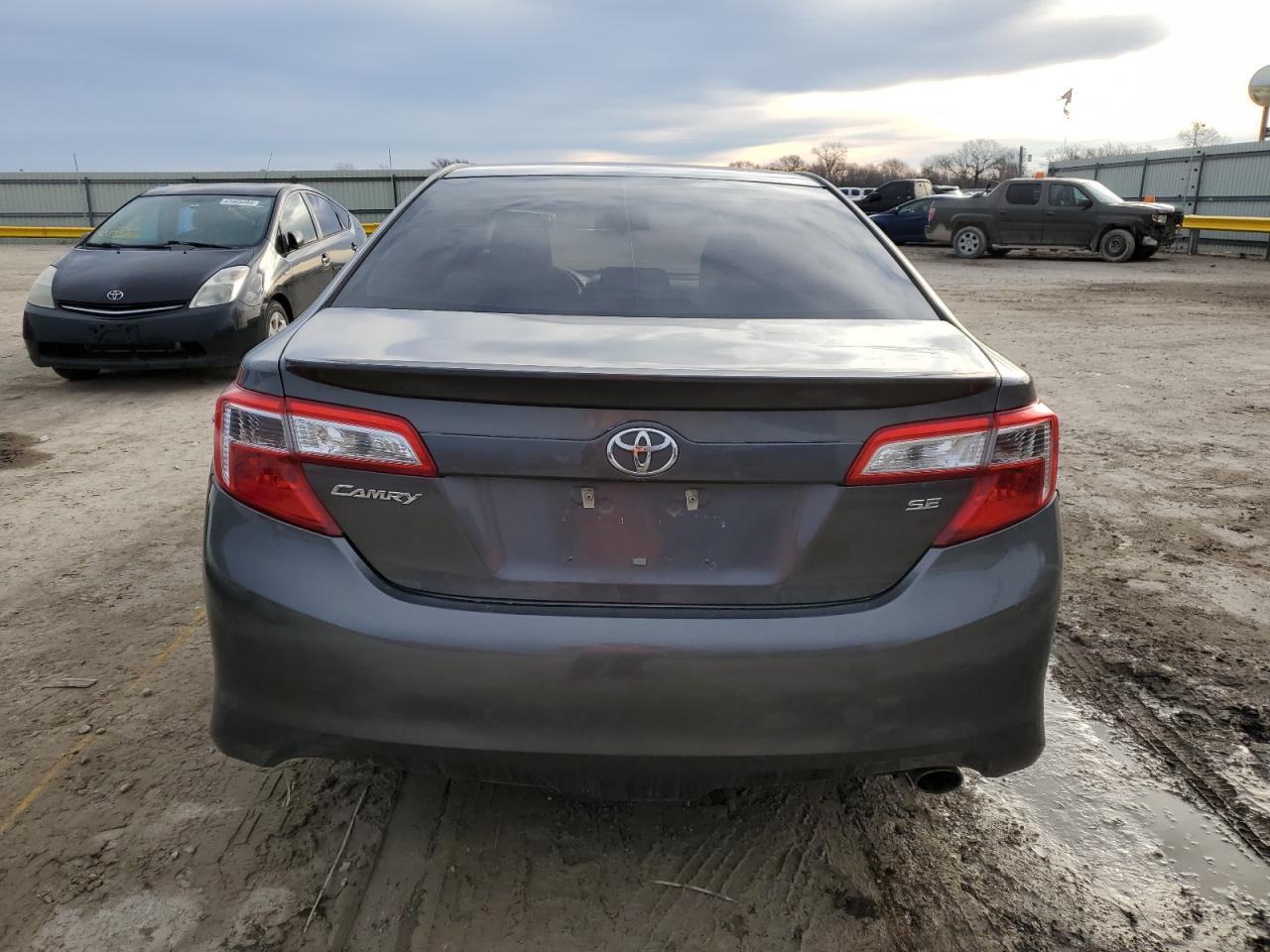 2012 TOYOTA CAMRY