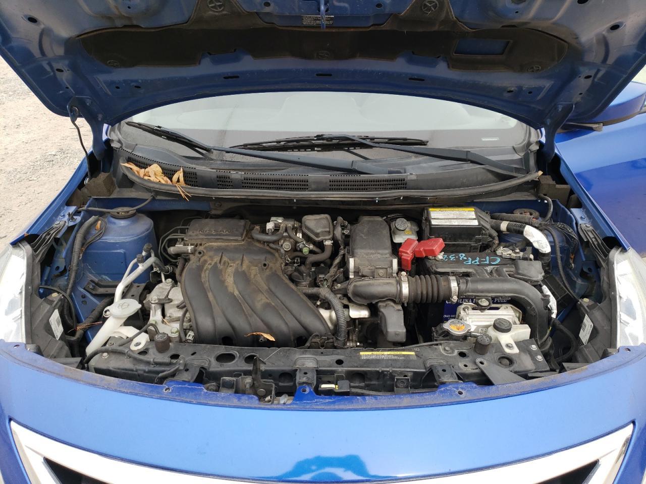 2017 NISSAN VERSA