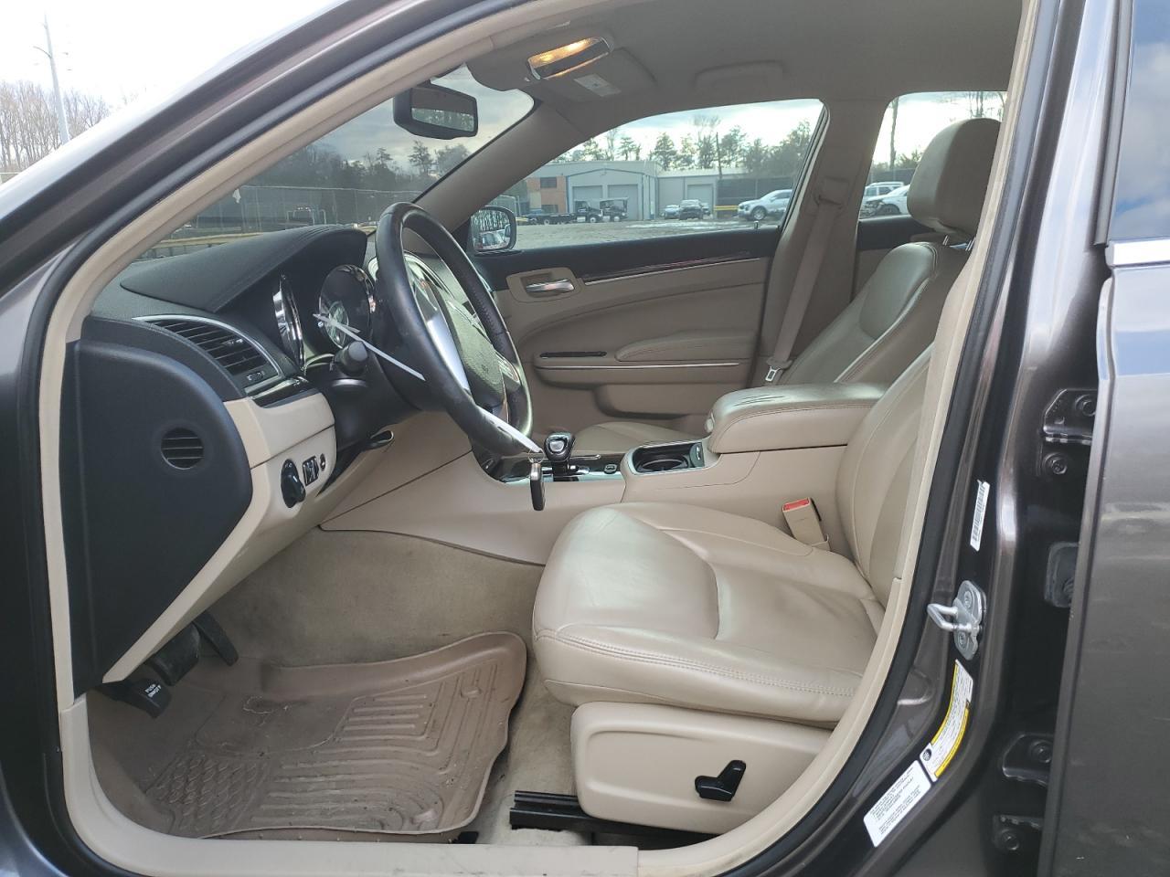 2013 CHRYSLER 300