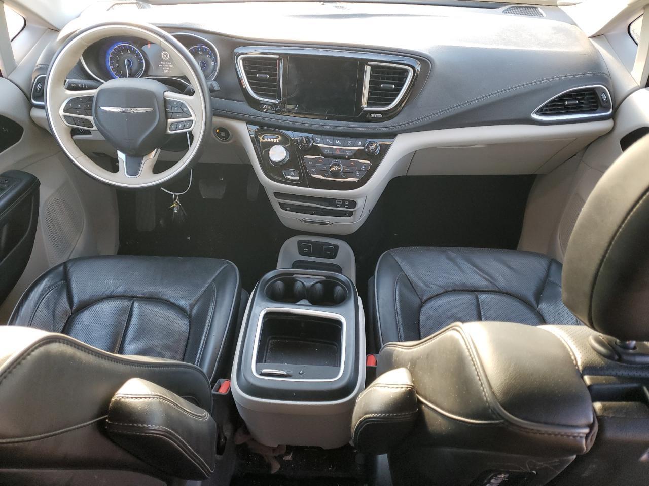 2020 CHRYSLER Pacifica