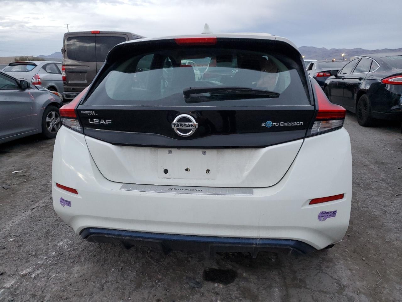 2019 NISSAN LEAF