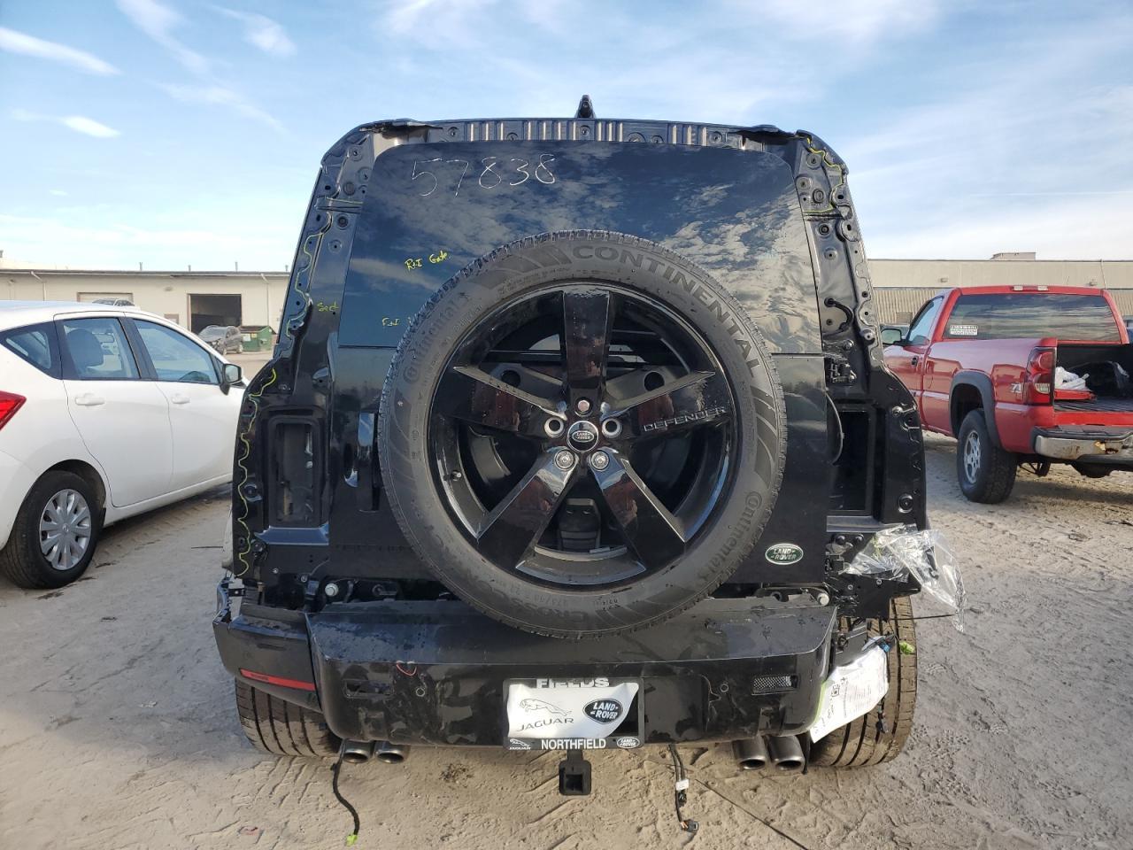 2023 LAND ROVER Defender