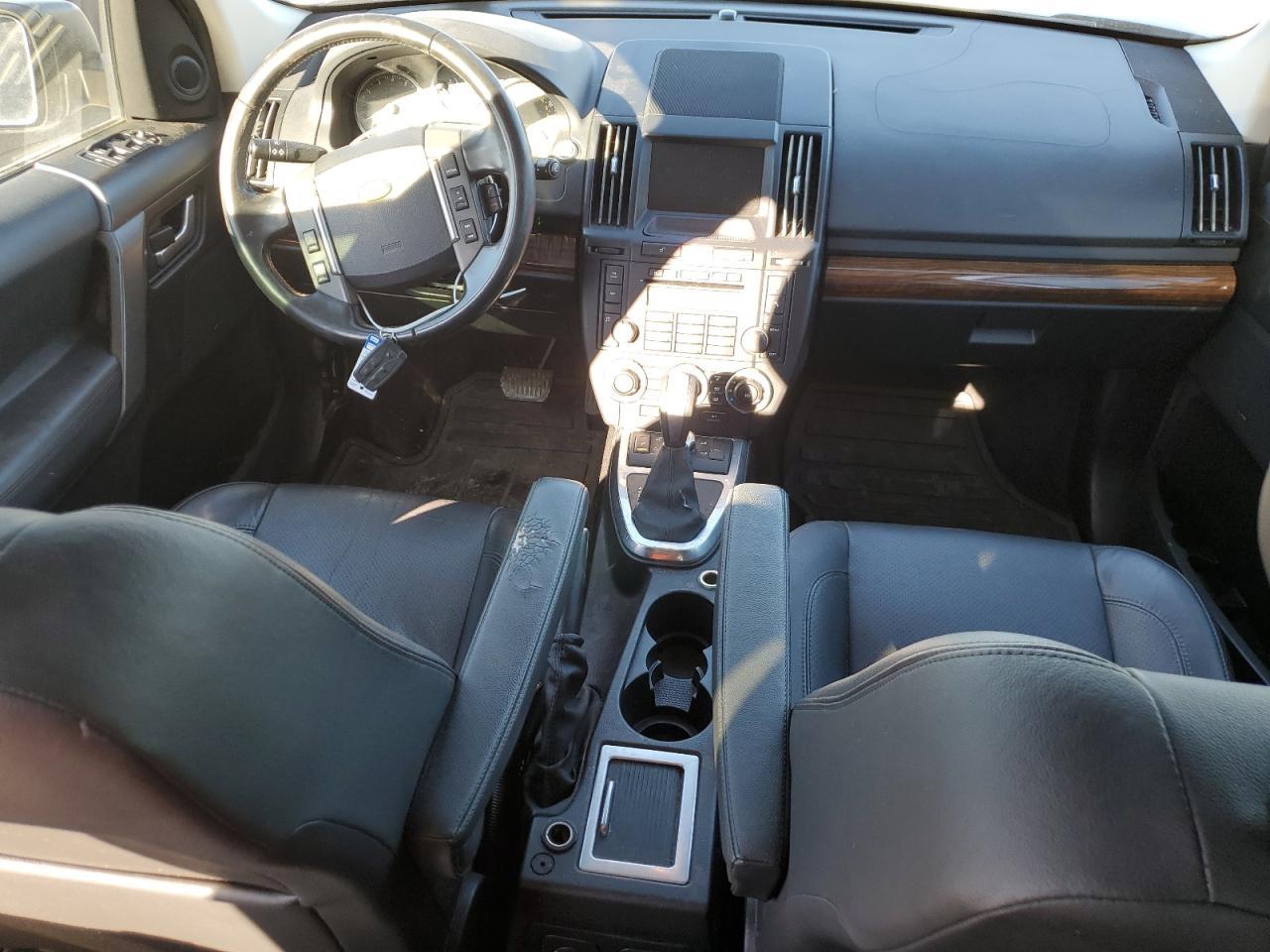 2010 LAND ROVER LR2