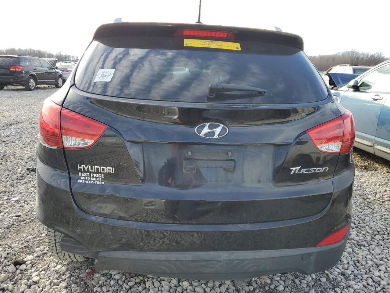 2011 HYUNDAI TUCSON