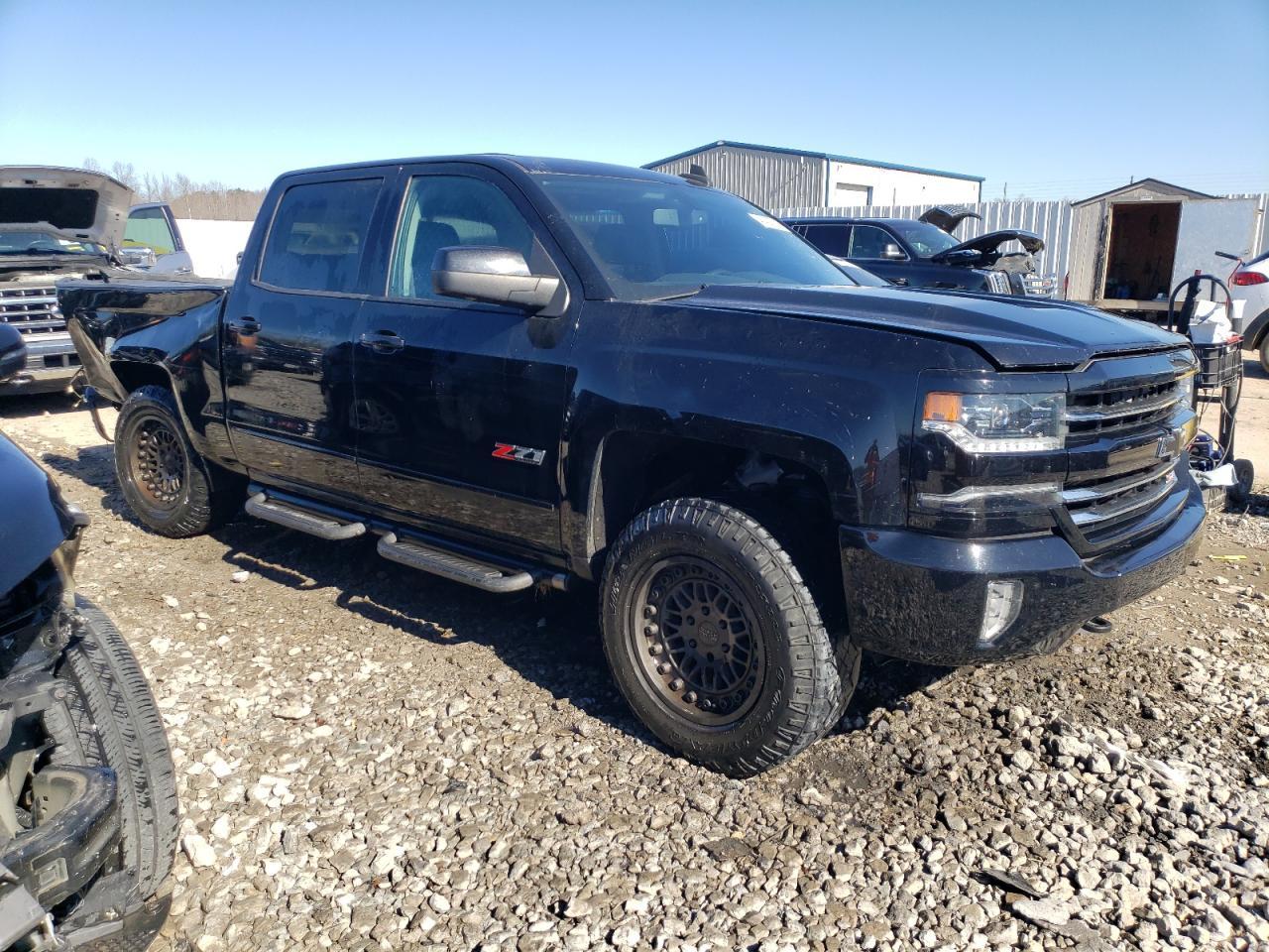 2017 CHEVROLET Silverado