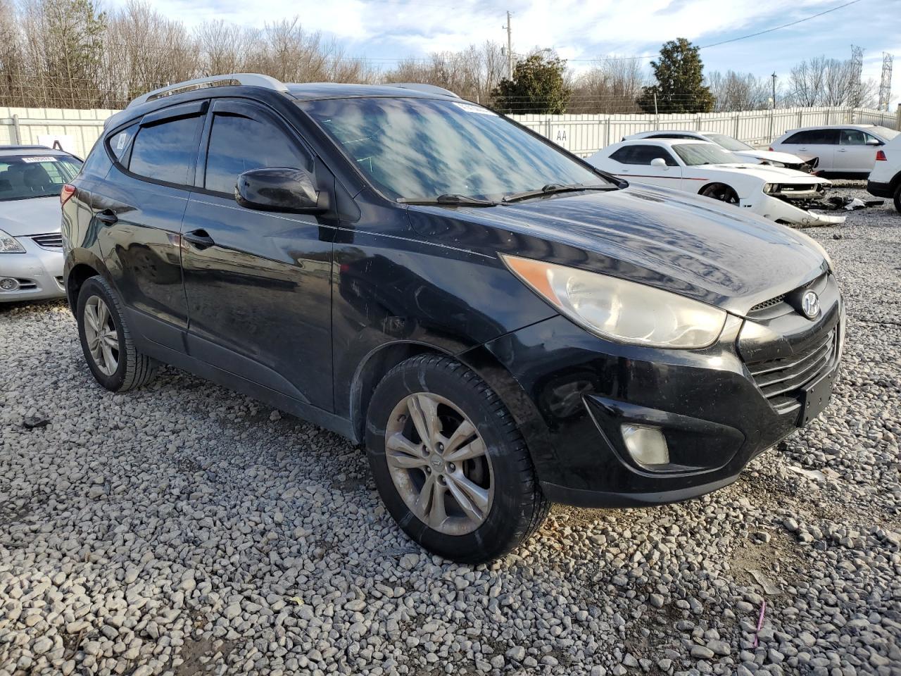 2011 HYUNDAI TUCSON