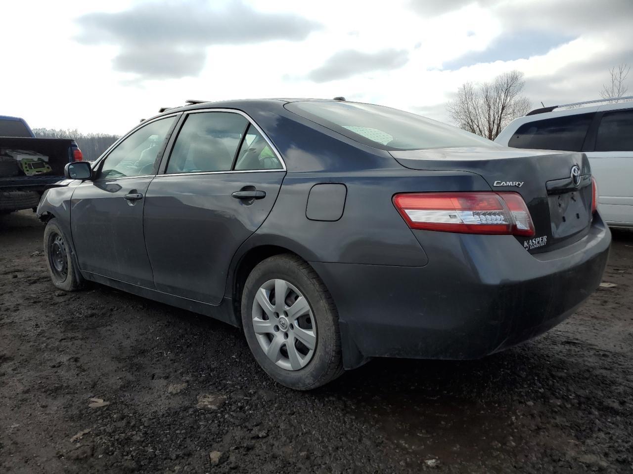 2011 TOYOTA CAMRY
