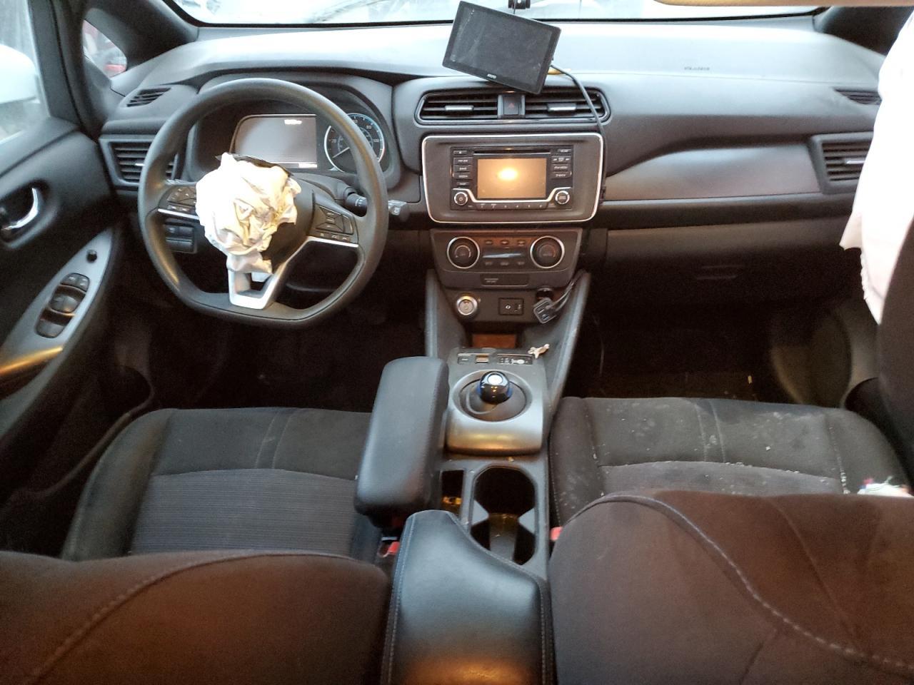 2019 NISSAN LEAF