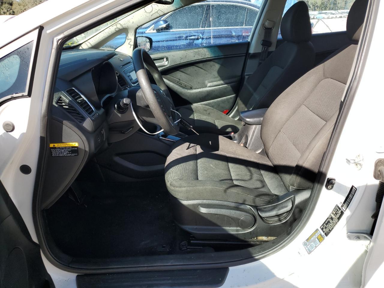 2017 KIA FORTE