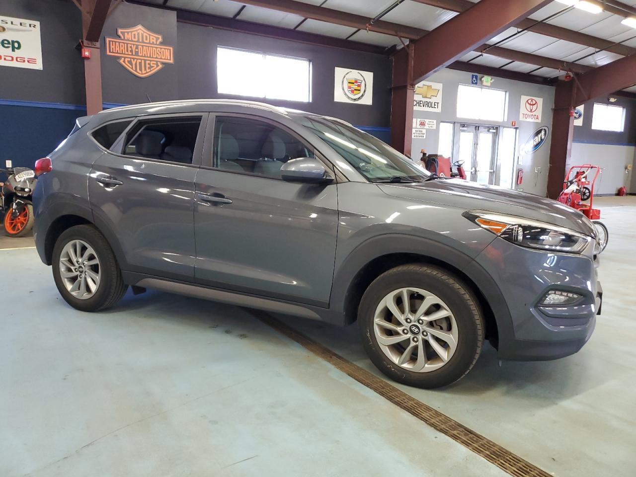 2016 HYUNDAI TUCSON