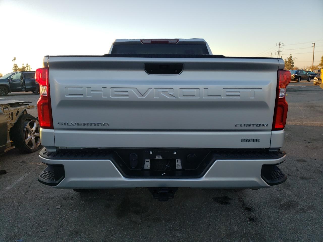2021 CHEVROLET Silverado