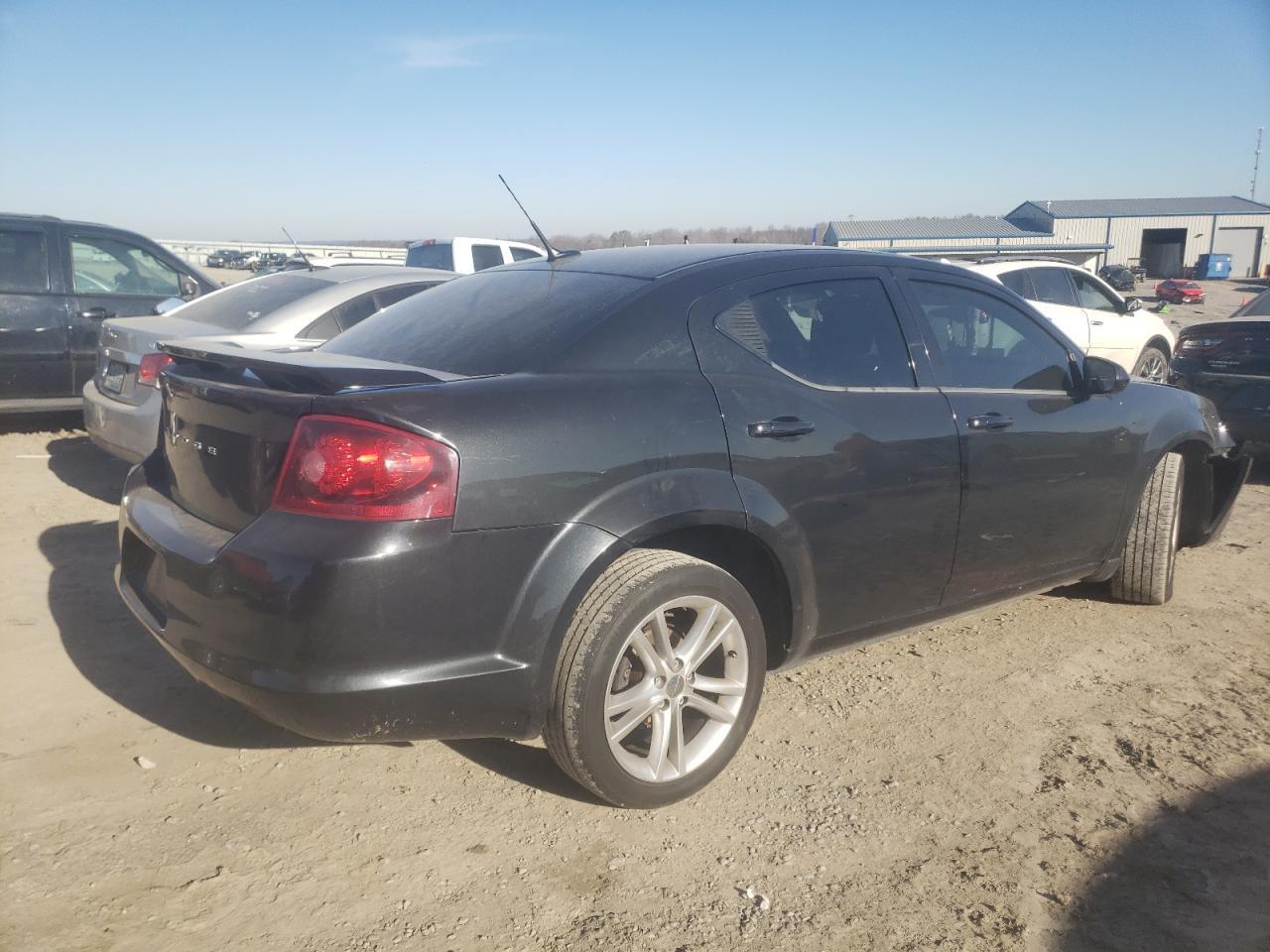 2011 DODGE Avenger