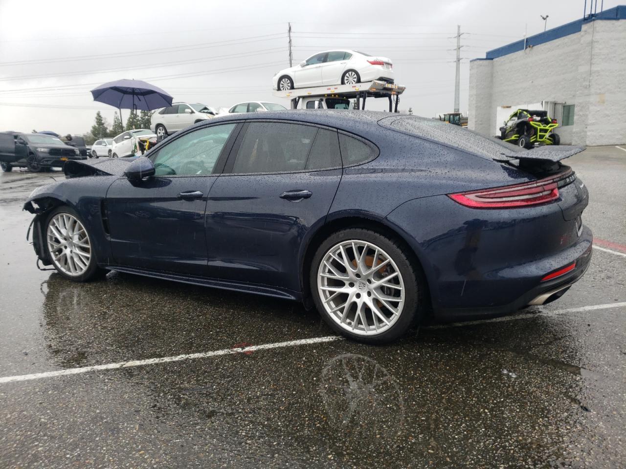 2019 PORSCHE Panamera